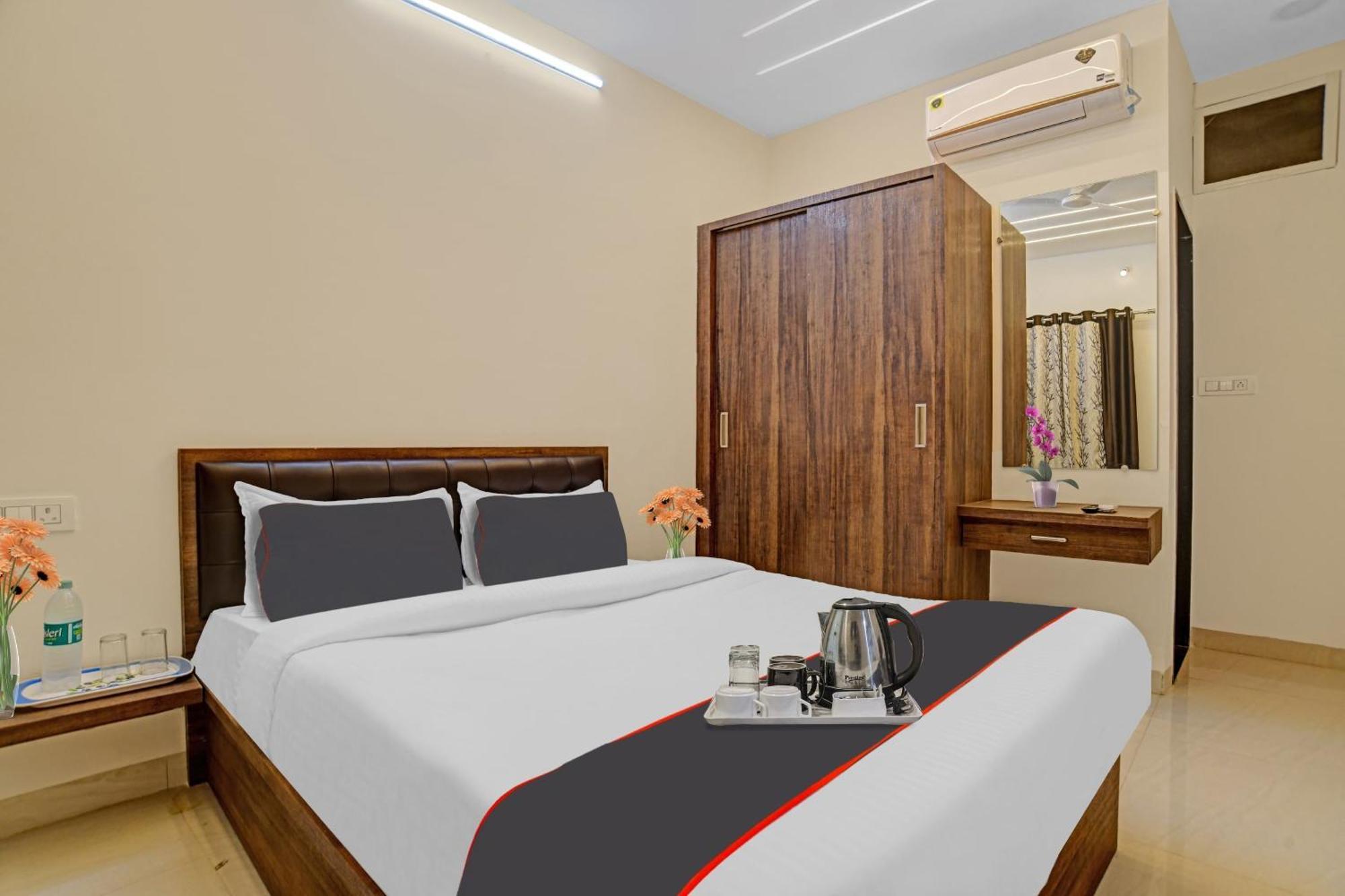Collection O Riddhi Siddhi Hotel Indore Exterior photo