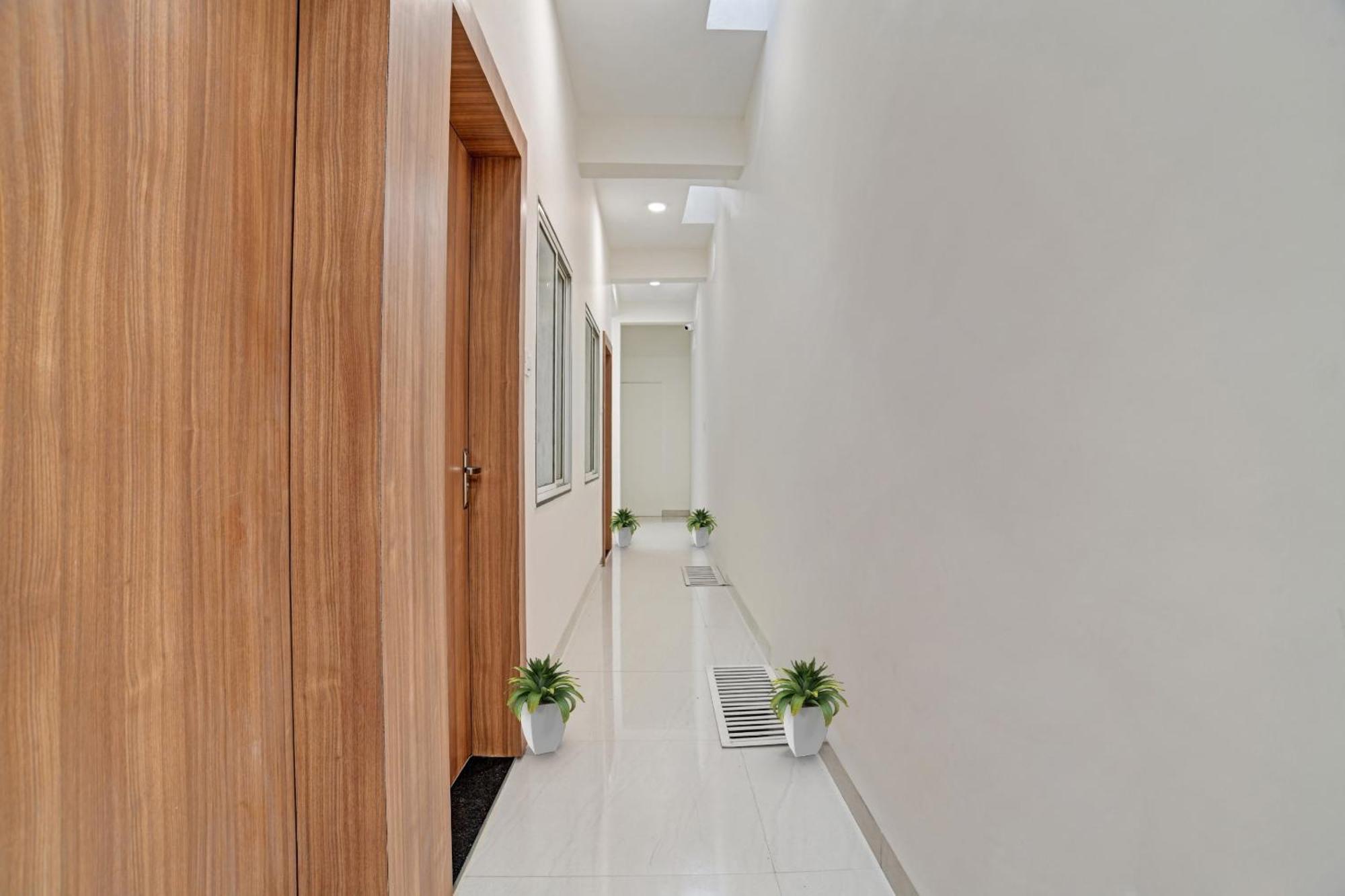 Collection O Riddhi Siddhi Hotel Indore Exterior photo